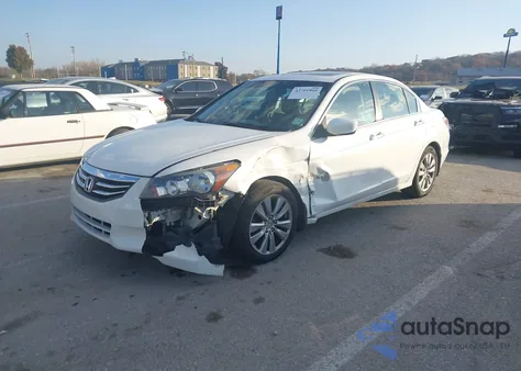 2011 Honda Accord 3.5 Ex-L из США, поврежденный, VIN 1HGCP3F80BA028144